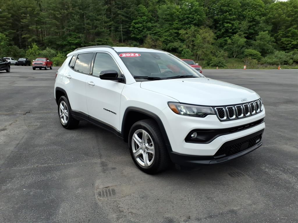 2024 Jeep Compass Latitude 4X4's photo