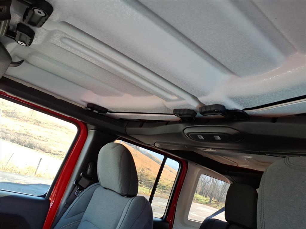 2026 Jeep Wrangler 4-Door Willys - Photo 7