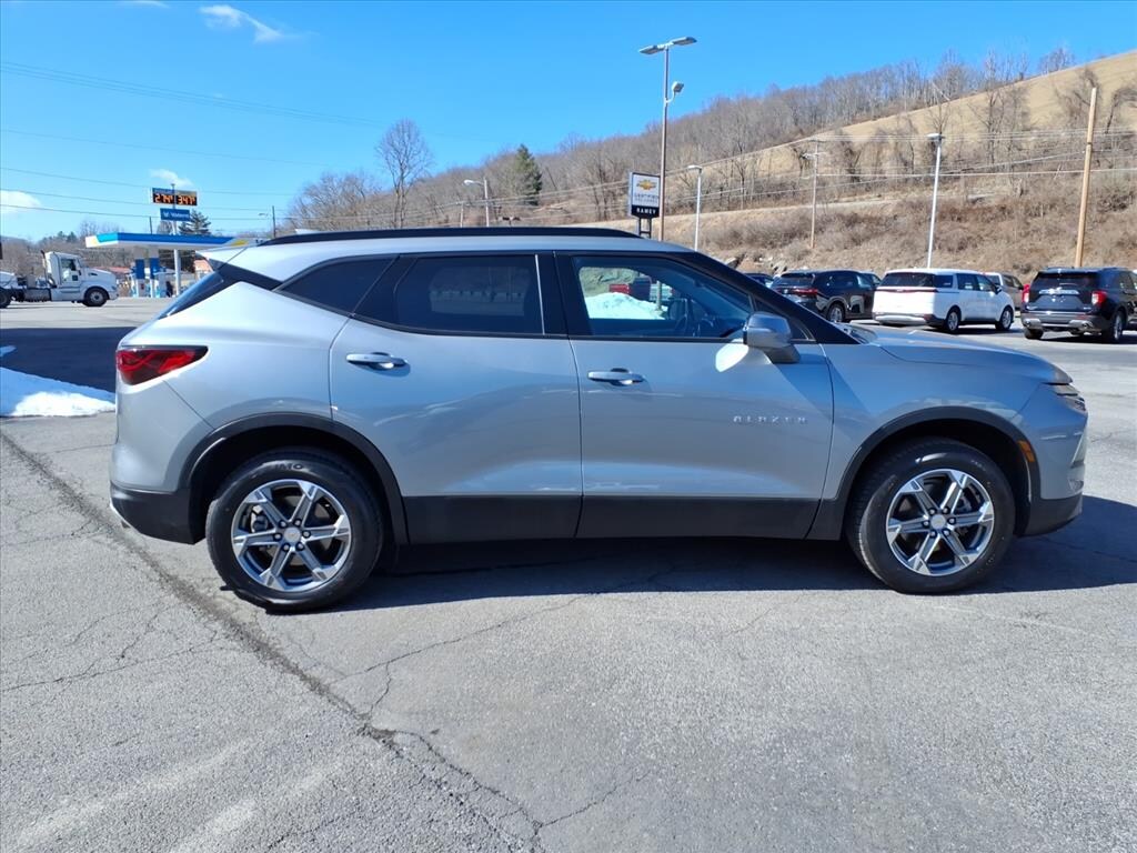 Used 2024 Chevrolet Blazer LT w/3LT SUV