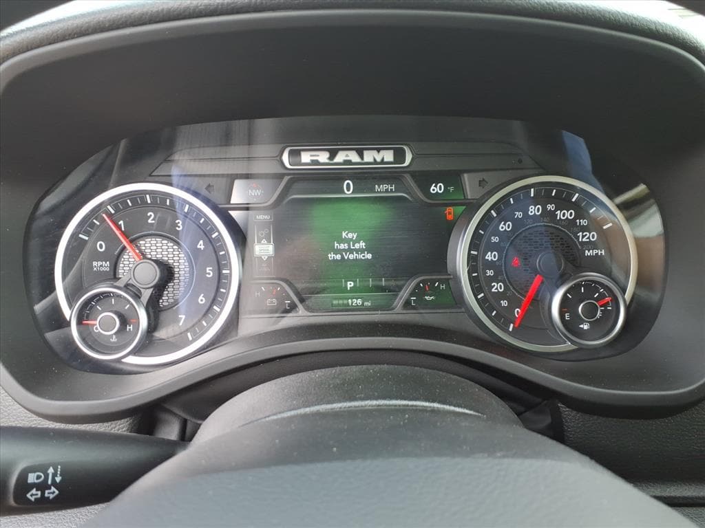 2026 RAM 1500 Express - Photo 9