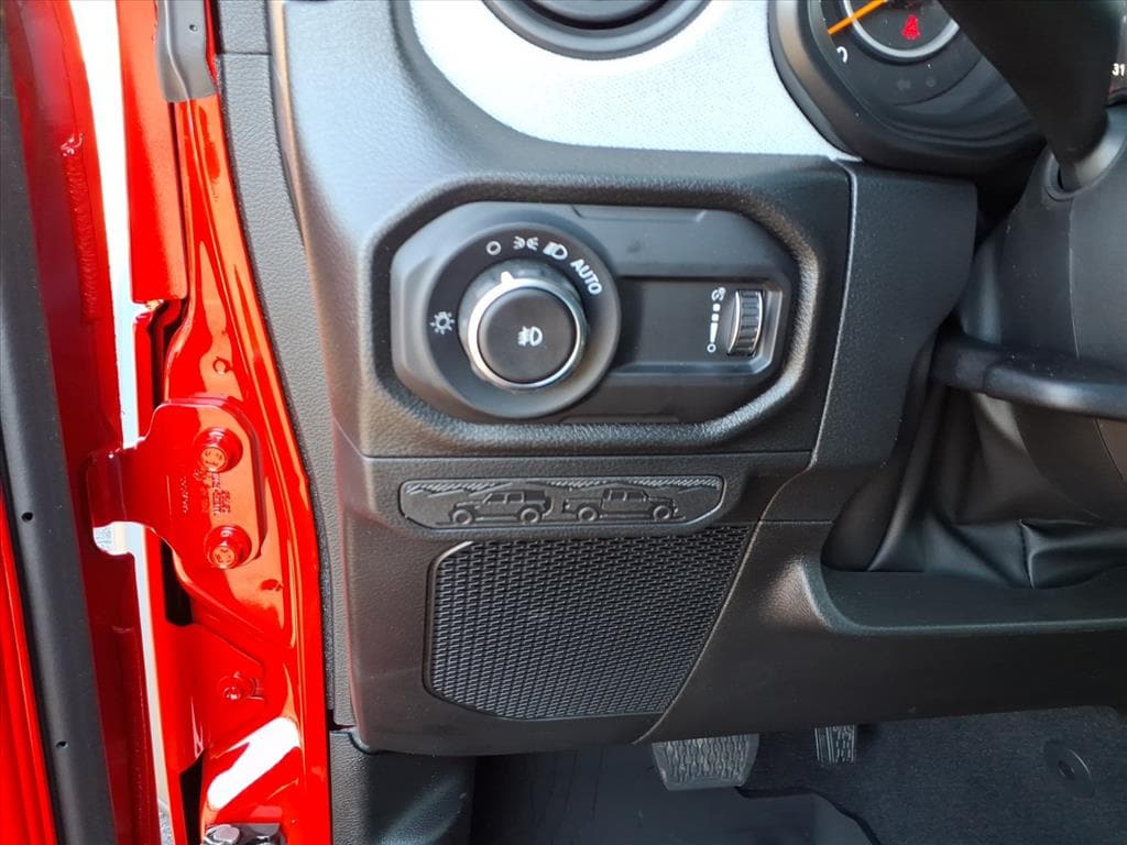 2026 Jeep Wrangler 4-Door Willys - Photo 9