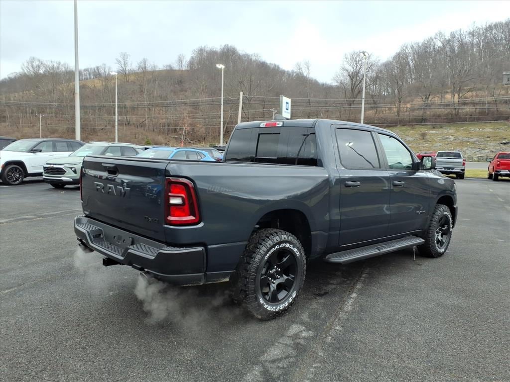 New 2026 Ram 1500 WARLOCK CREW CAB 4X4 5'7 BOX Pickup