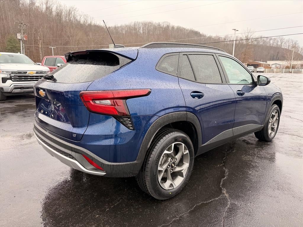 Used 2024 Chevrolet Trax LT SUV