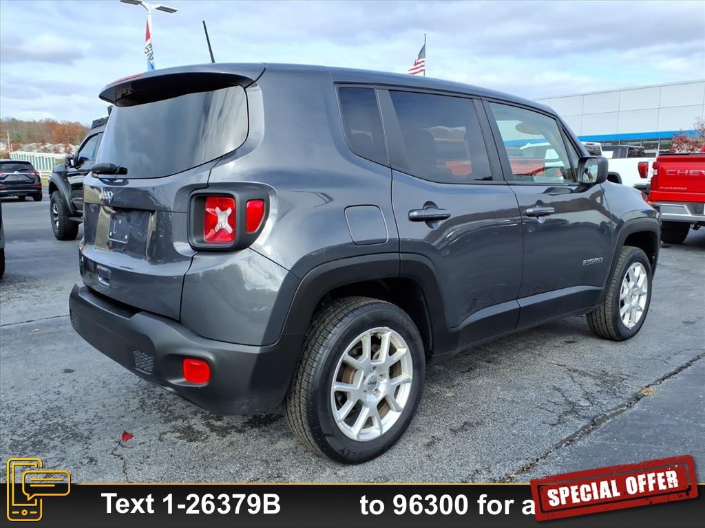 Used 2023 Jeep Renegade Latitude SUV