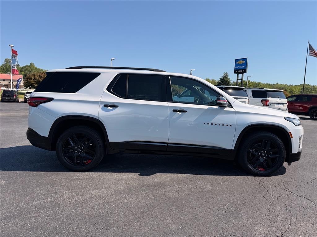 Used 2023 Chevrolet Traverse Premier SUV