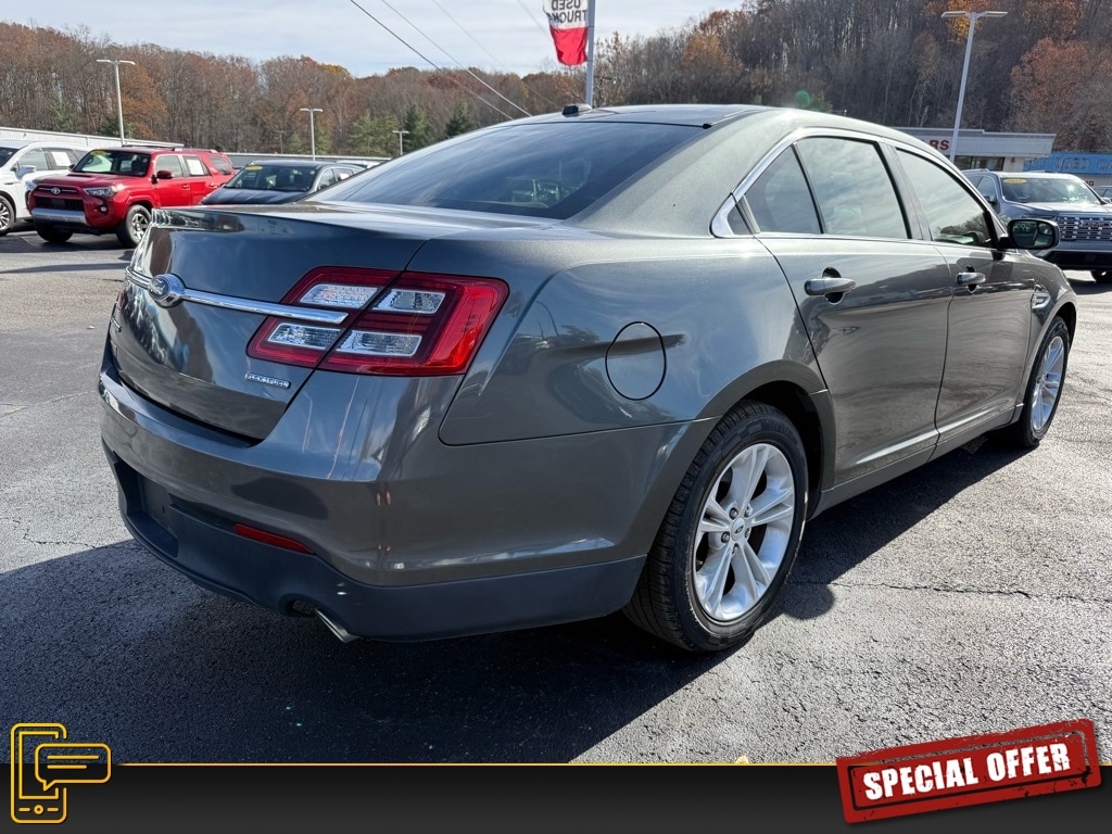Used 2018 Ford Taurus SE Sedan
