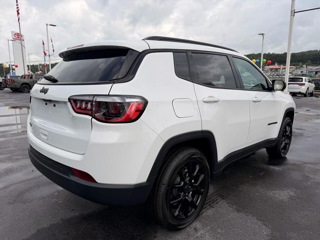 New 2026 Jeep Compass Latitude Sport Utility