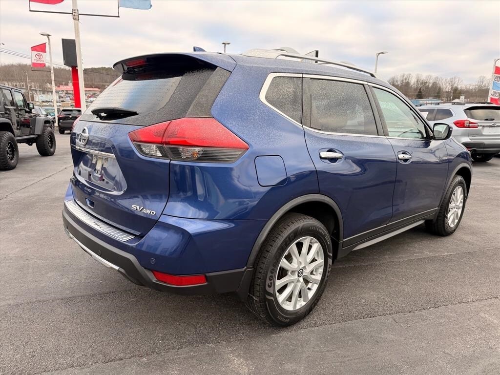 Used 2020 Nissan Rogue SV SUV