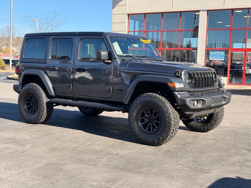 2024 Jeep Wrangler 4-Door Sport S's photo