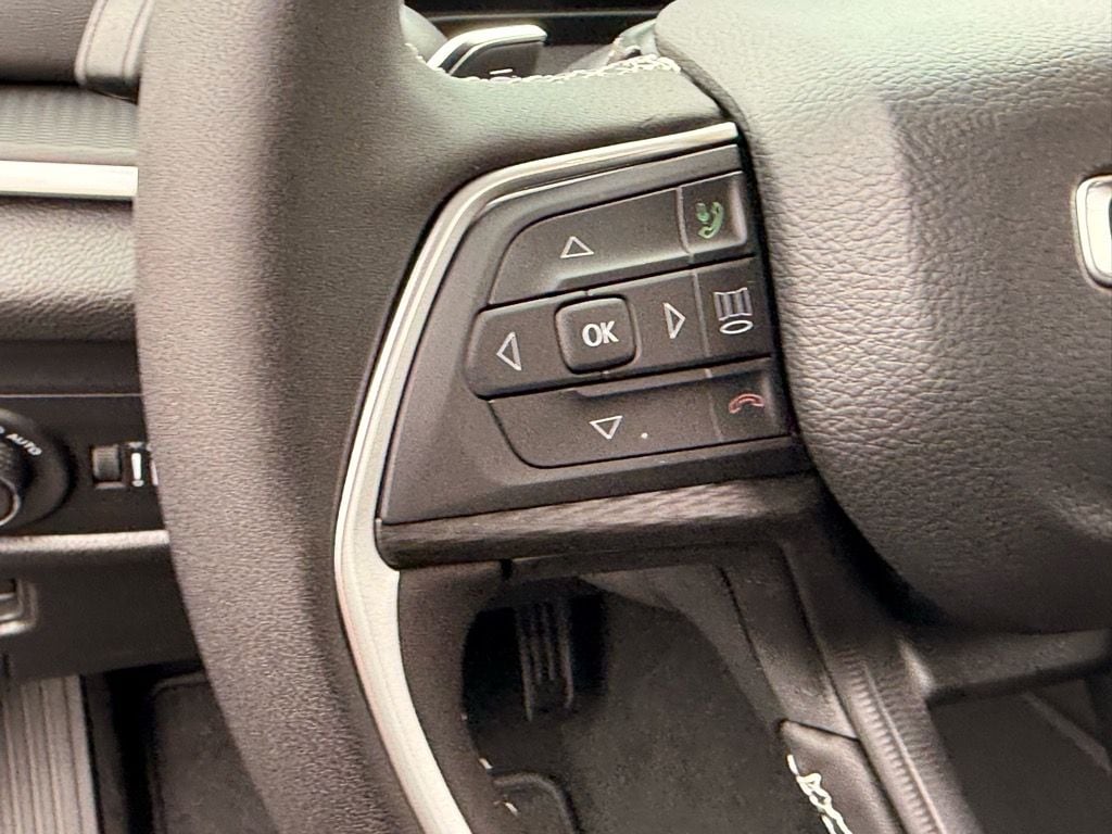 2025 Jeep Grand Cherokee L Laredo - Photo 11