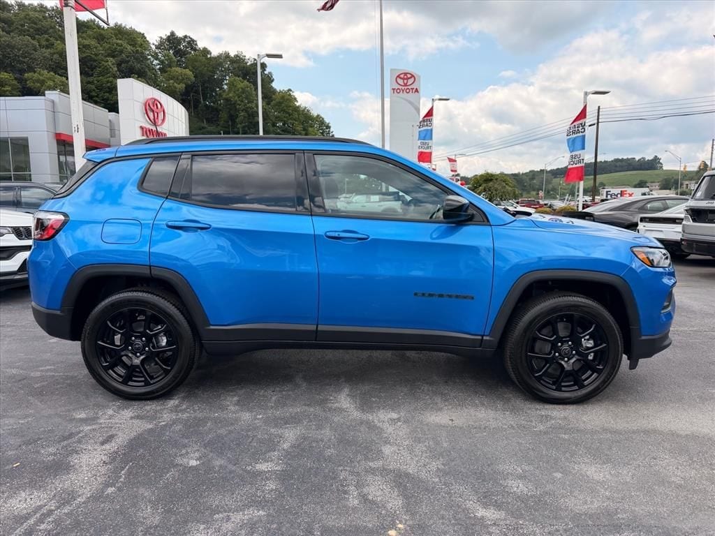 New 2026 Jeep Compass Latitude Sport Utility