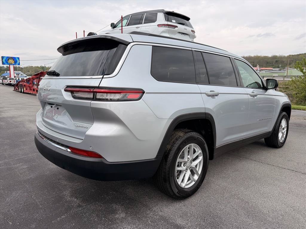New 2026 Jeep Grand Cherokee L Laredo Sport Utility
