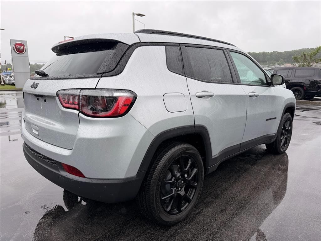 New 2026 Jeep Compass Latitude Sport Utility