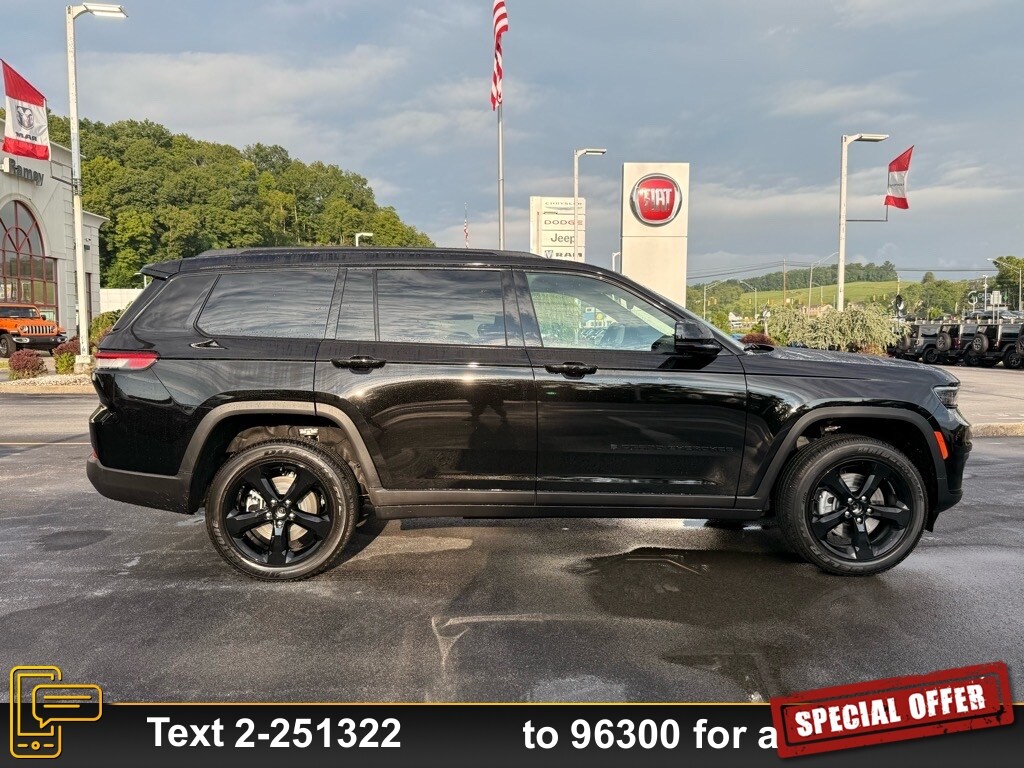 2025 Jeep Grand Cherokee Altitude X photo 2