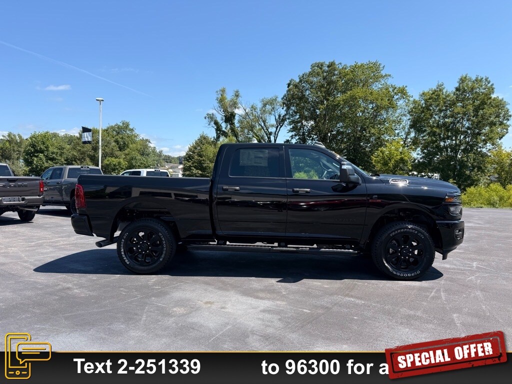 2025 Ram 2500 Big Horn photo 2