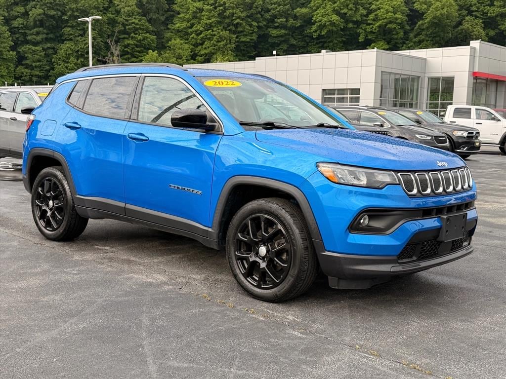 2022 Jeep Compass Latitude Lux 4X4's photo