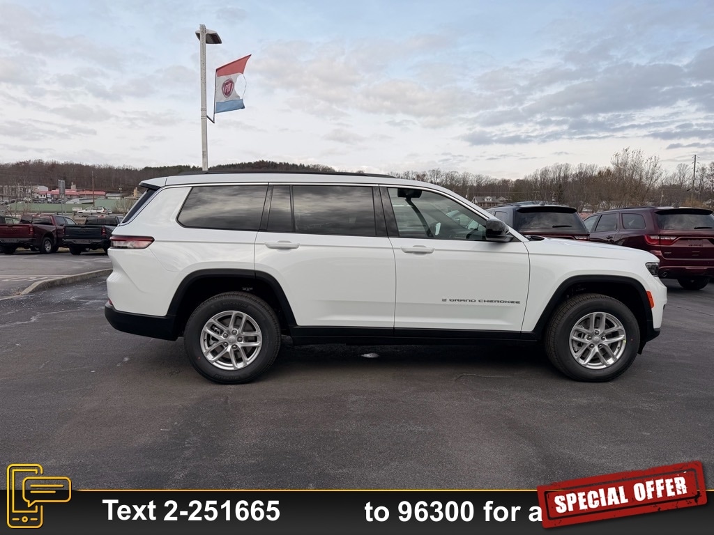 New 2025 Jeep Grand Cherokee L Laredo Sport Utility