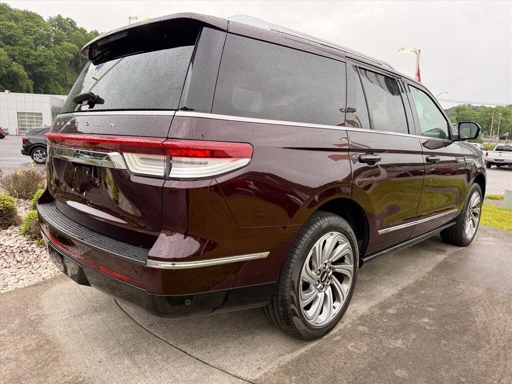 Used 2024 Lincoln Navigator Reserve SUV
