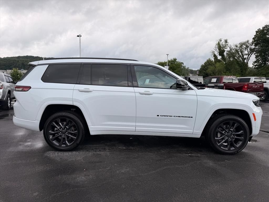 New 2026 Jeep Grand Cherokee L Limited Reserve Sport Utility