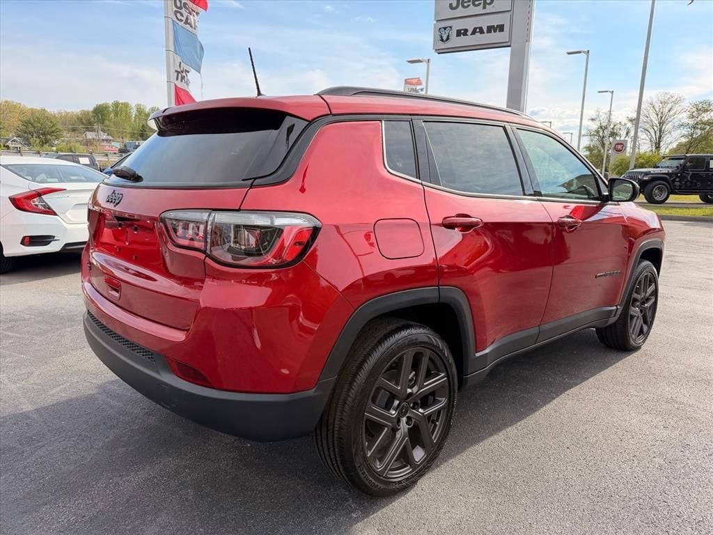 New 2026 Jeep Compass Latitude Sport Utility