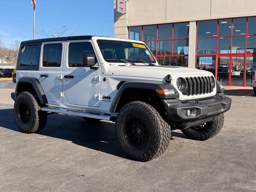 2024 Jeep Wrangler 4-Door Sport S's photo