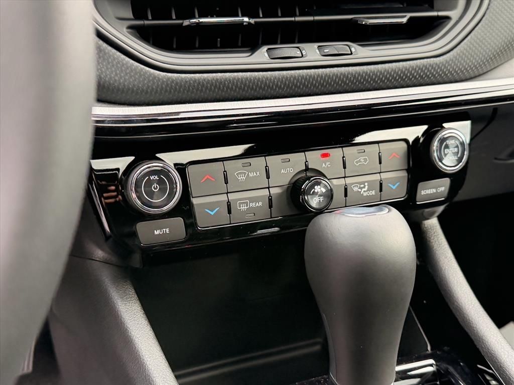 2026 Jeep Compass Trailhawk - Photo 14