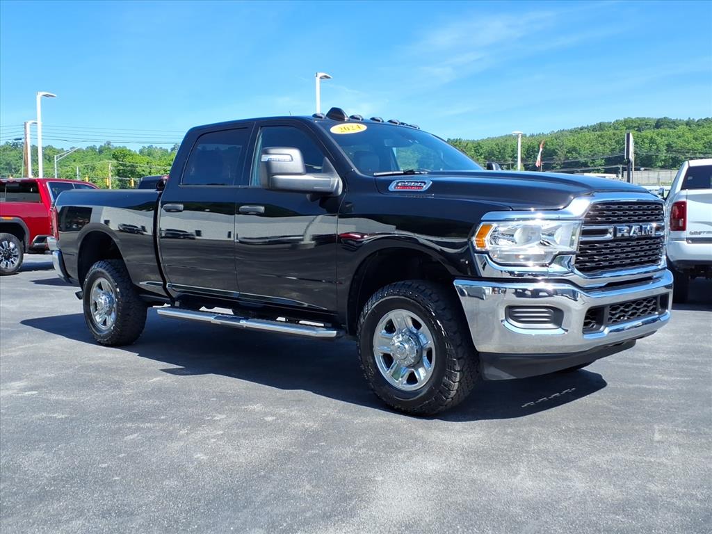 2024 RAM 2500 Tradesman 4X4 Crew Cab SWB's photo