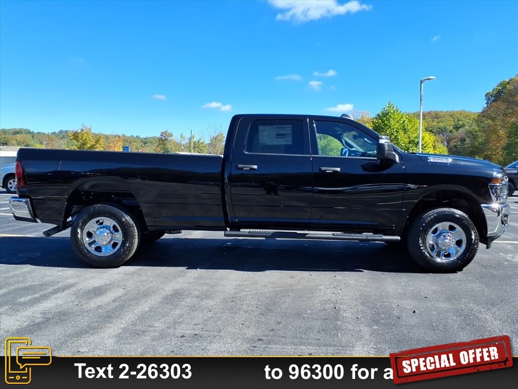 2026 Ram 2500 Tradesman photo 2