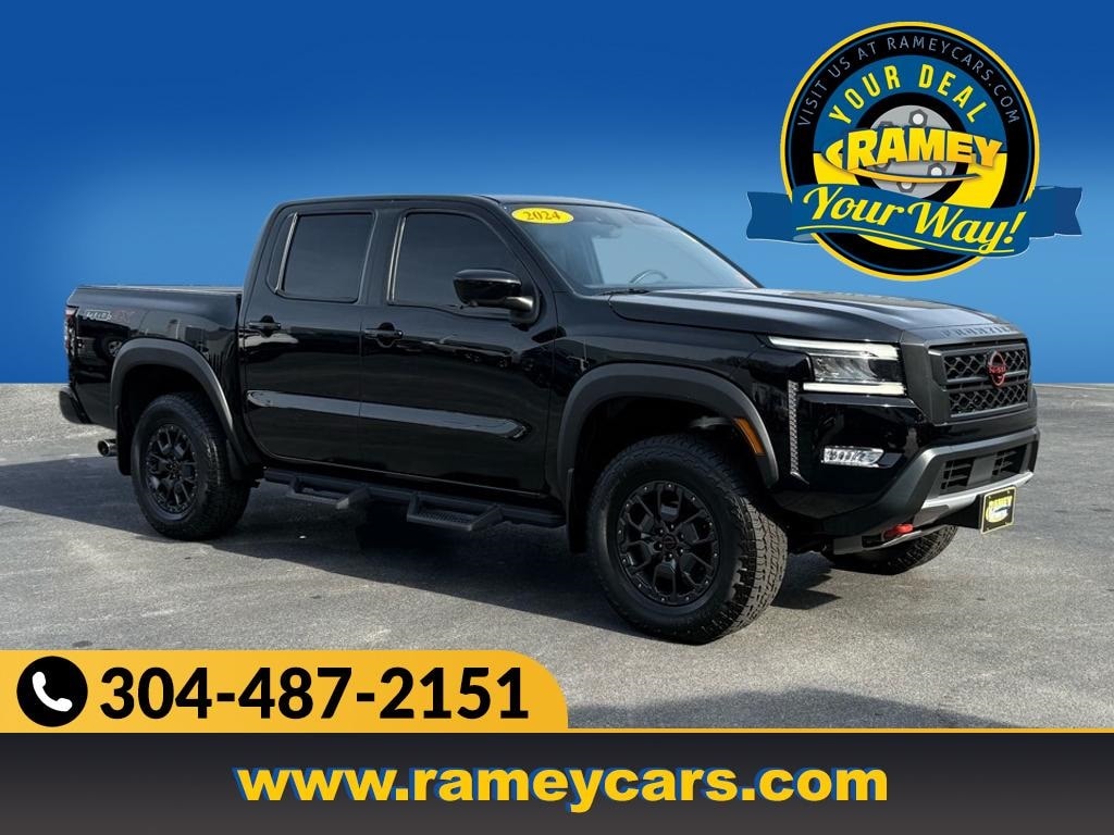 2023 Nissan Frontier PRO-4X's photo