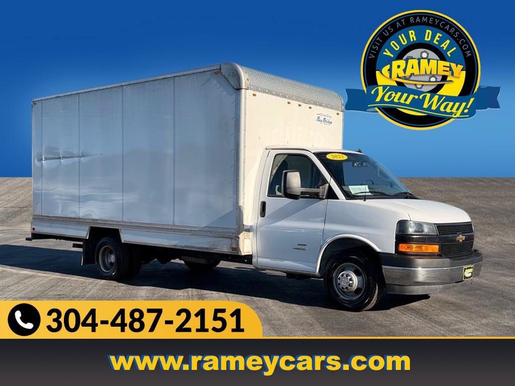 2023 Chevrolet Express Cutaway Base
