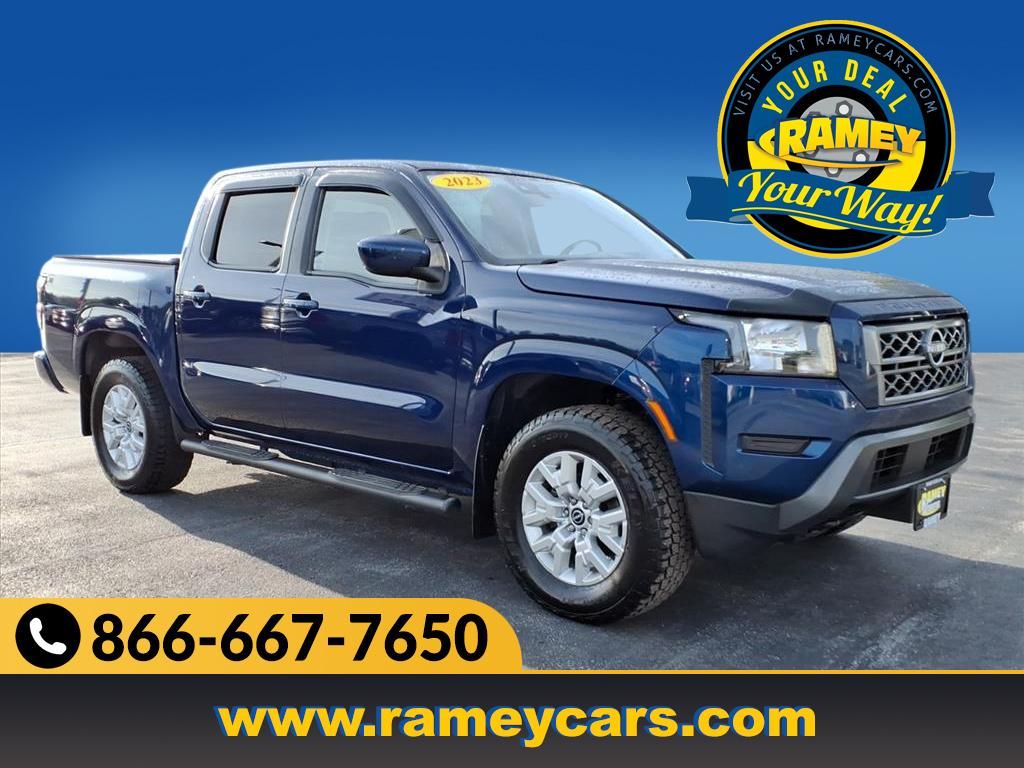 2023 Nissan Frontier SV Crew Cab 4X4 SWB's photo