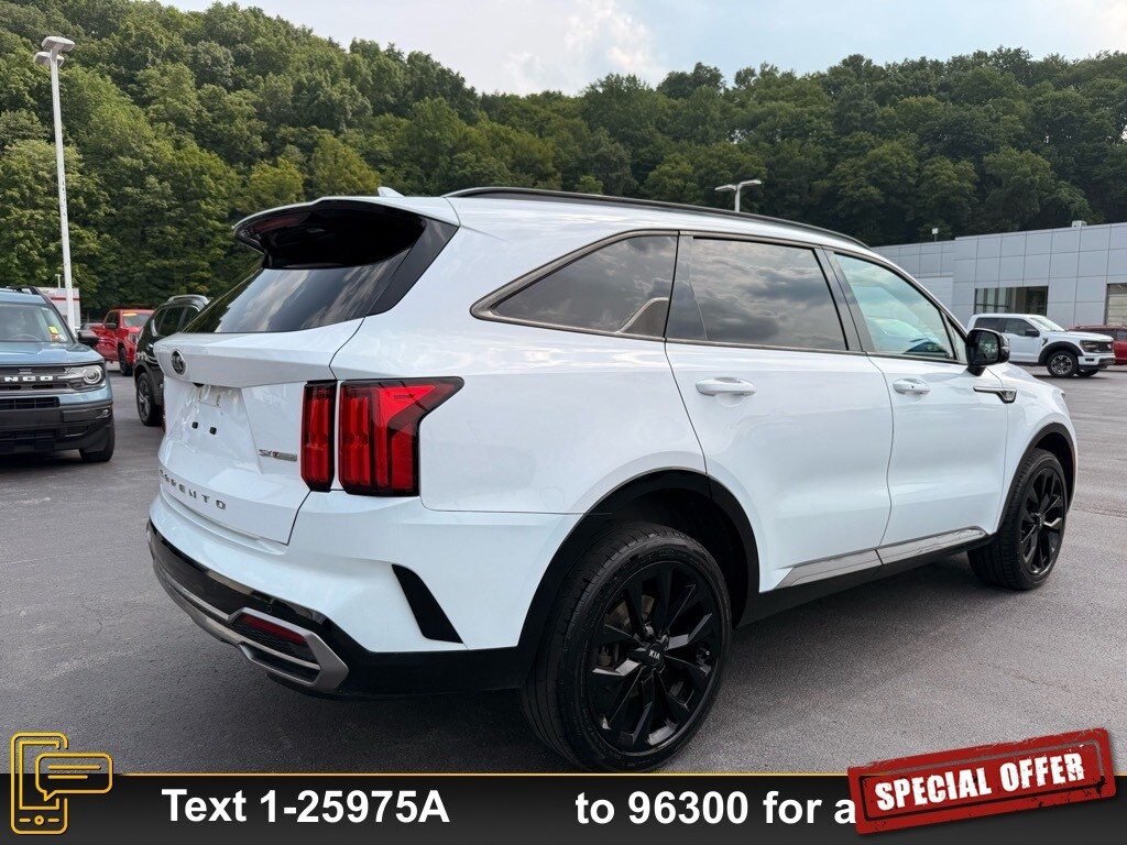 2021 Kia Sorento SX photo 2