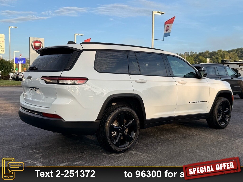 2025 Jeep Grand Cherokee Altitude X photo 3