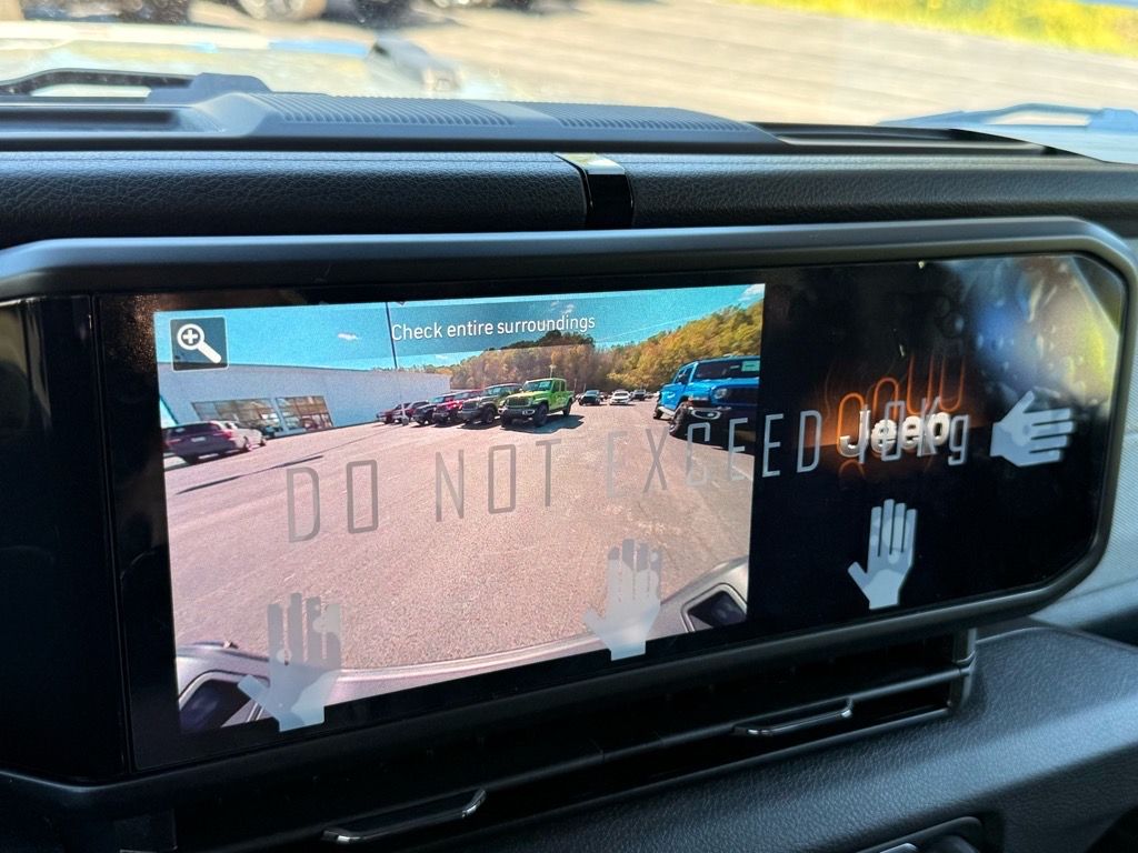 2025 Jeep Gladiator Sport S - Photo 16