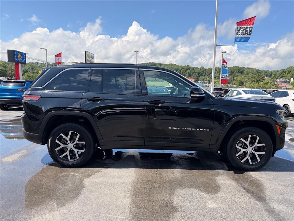 Used 2025 Jeep Grand Cherokee Limited SUV
