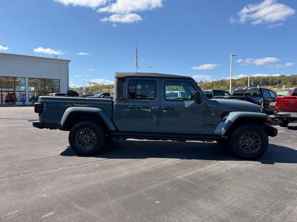 2025 Jeep Gladiator Sport S - Photo 3