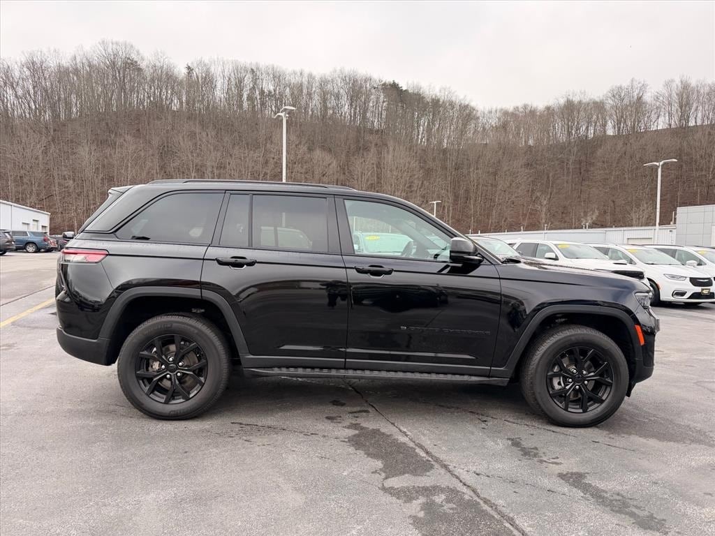 Used 2024 Jeep Grand Cherokee Altitude X SUV