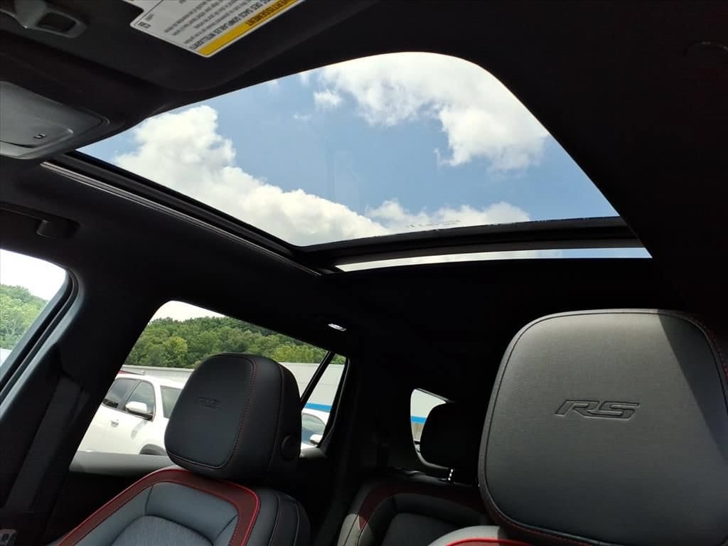 2027 Chevrolet Equinox RS - Photo 11