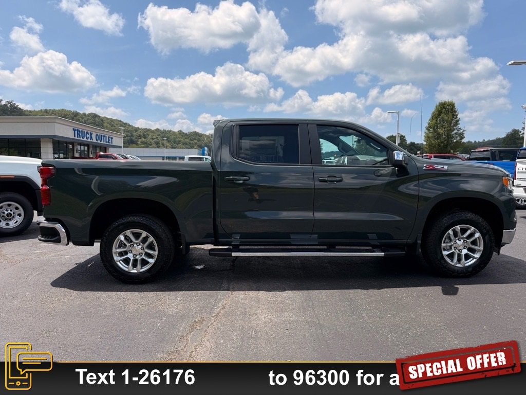 2026 Chevrolet Silverado 1500 LT photo 2
