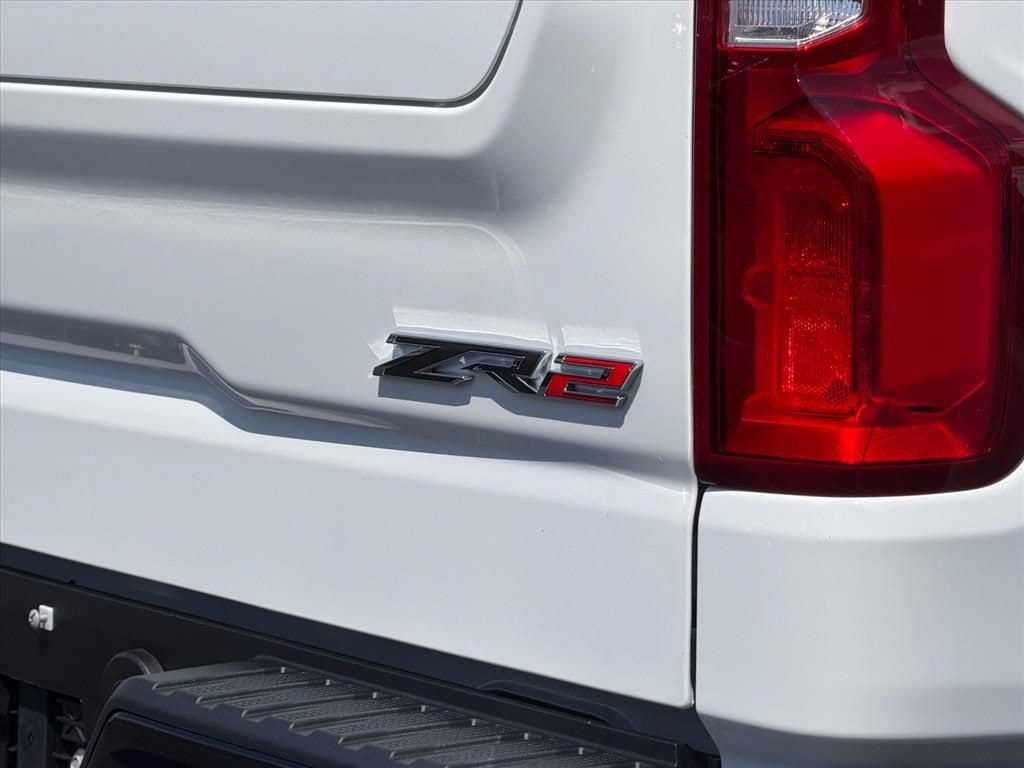 New 2026 Chevrolet Silverado 1500 ZR2 Truck