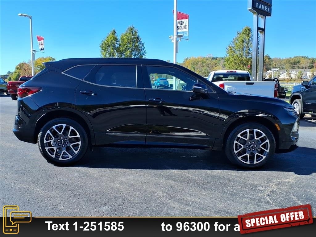 New 2025 Chevrolet Blazer RS SUV