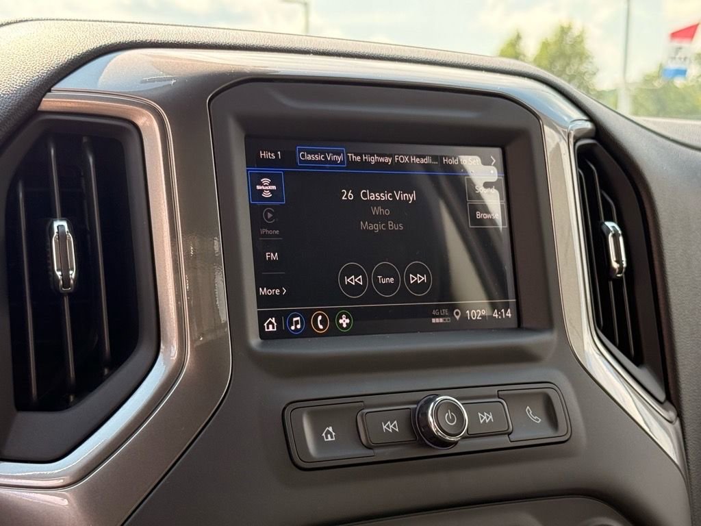 2025 GMC Sierra 3500HD Pro - Photo 10