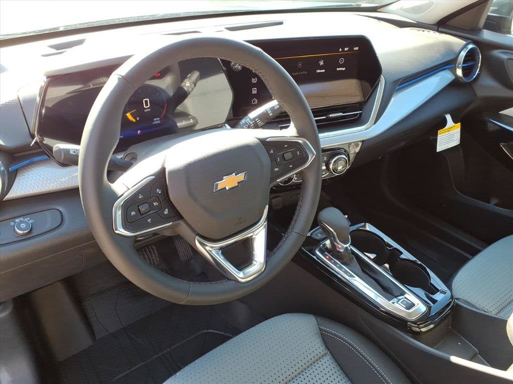 2026 Chevrolet Trax LT - Photo 6