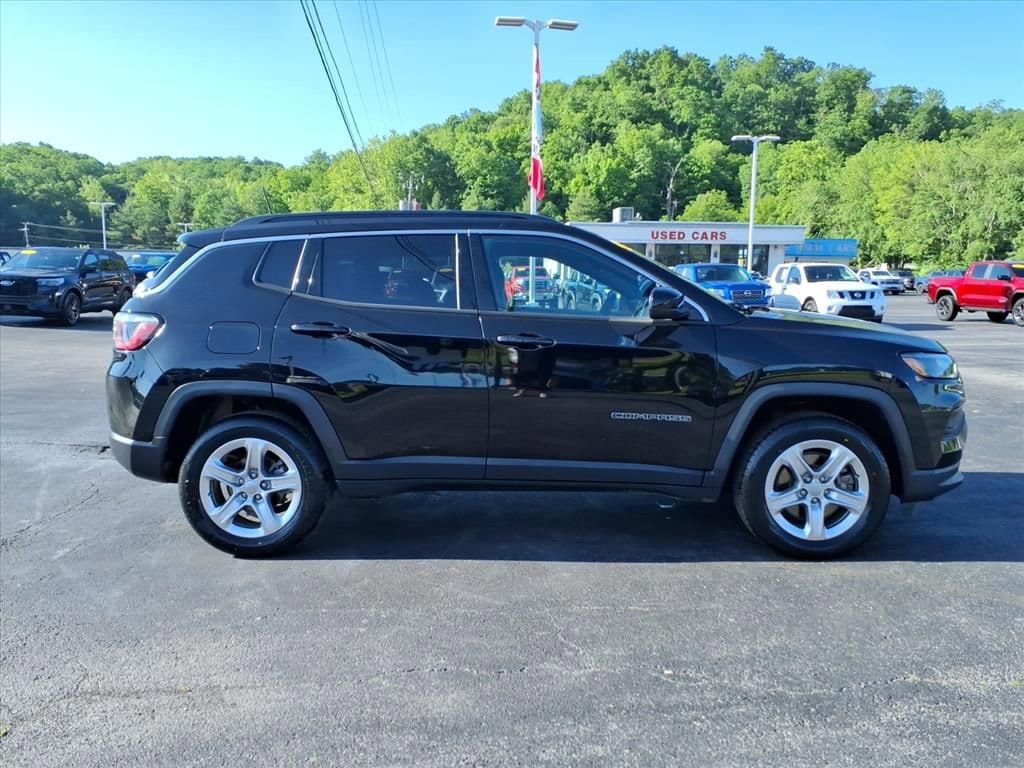 Used 2023 Jeep Compass Latitude SUV