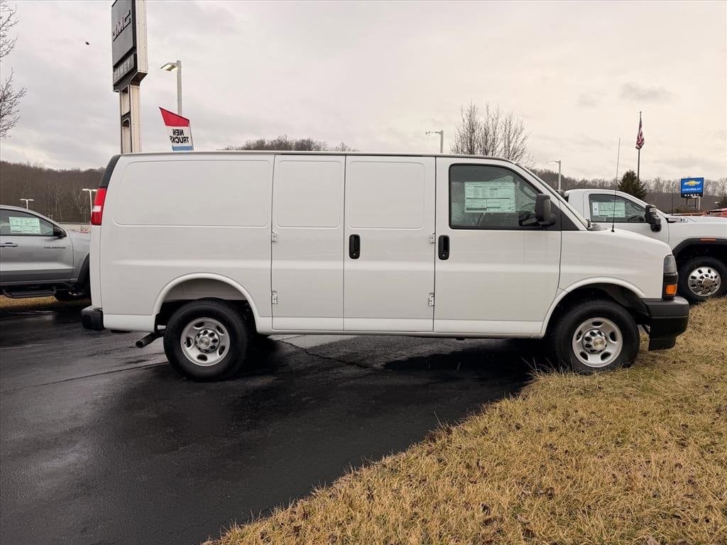 New 2025 Chevrolet Express Cargo 2500 WT Van