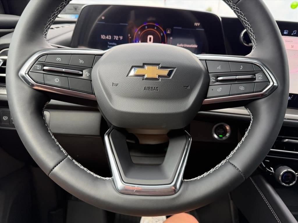 2027 Chevrolet Traverse LT - Photo 10