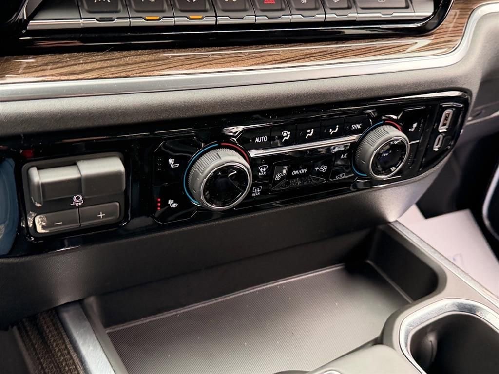 2026 Chevrolet Silverado 1500 RST - Photo 13