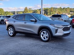 2025 Chevrolet Trax LS SUV