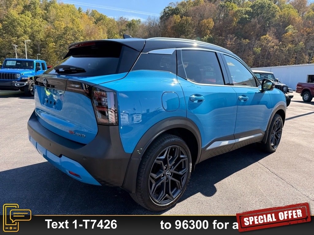 Used 2025 Nissan Kicks SR SUV