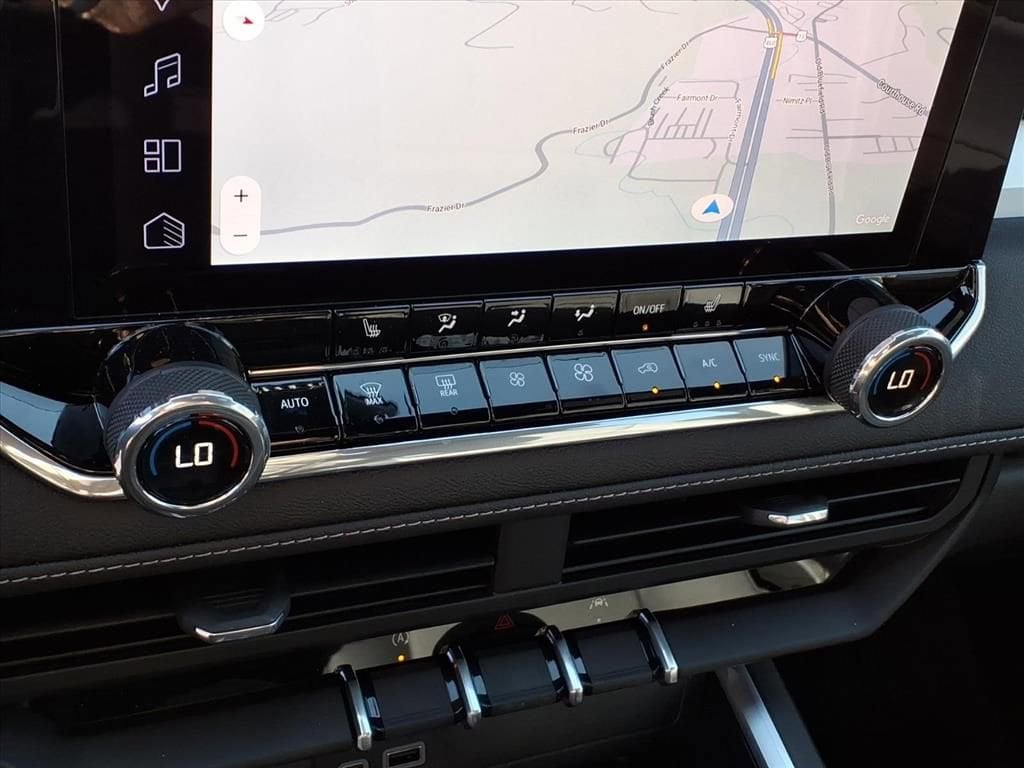 2026 Chevrolet Colorado LT - Photo 13